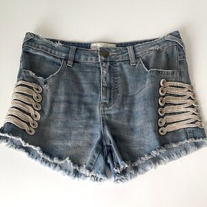 Free People Blue Distressed Jean Shorts Decorative Detail Sz 27 Boho Western